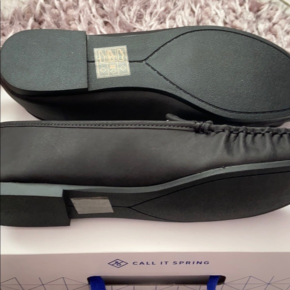 [NEW] Black Synthetic Nubuck Loafers - Picture 3 of 6
